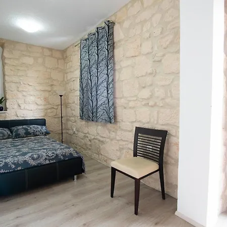 Stone House With 4 Bedrooms And Beautiful View Villa Hrvace