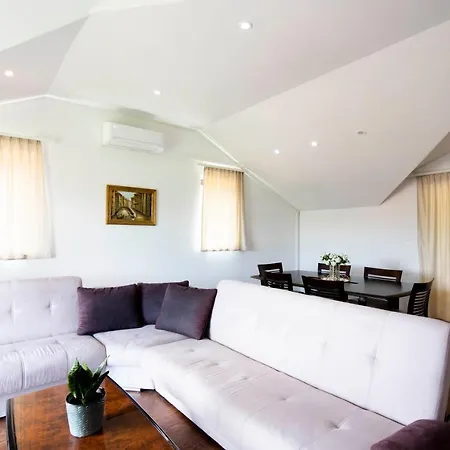 Βίλα Stone House With 4 Bedrooms And Beautiful View Hrvace