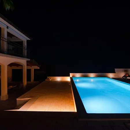 Stone House With 4 Bedrooms And Beautiful View